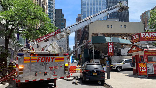 hells-kitchen-partial-building-collapse-nypd.jpg 