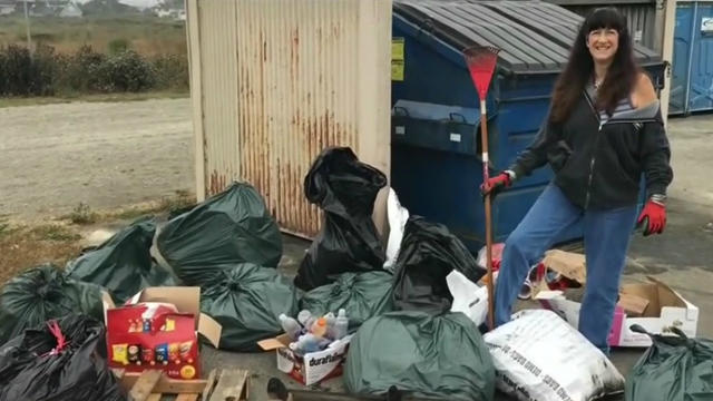 half-moon-bay-beach-clean-up.jpg 