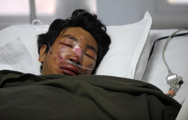 NEPAL-EVEREST-AVALANCHE-MOUNTAINEERING 