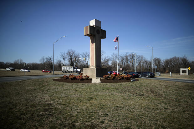 Constitutionality Of Memorial Cross For WWI Military Fallen  In Maryland Debated 