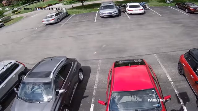 tennis-club-break-ins.jpg 