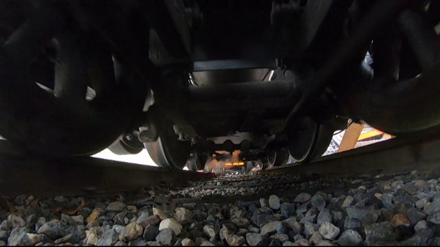 GEORGETOWN ENGINEER 10PKG_frame_641 