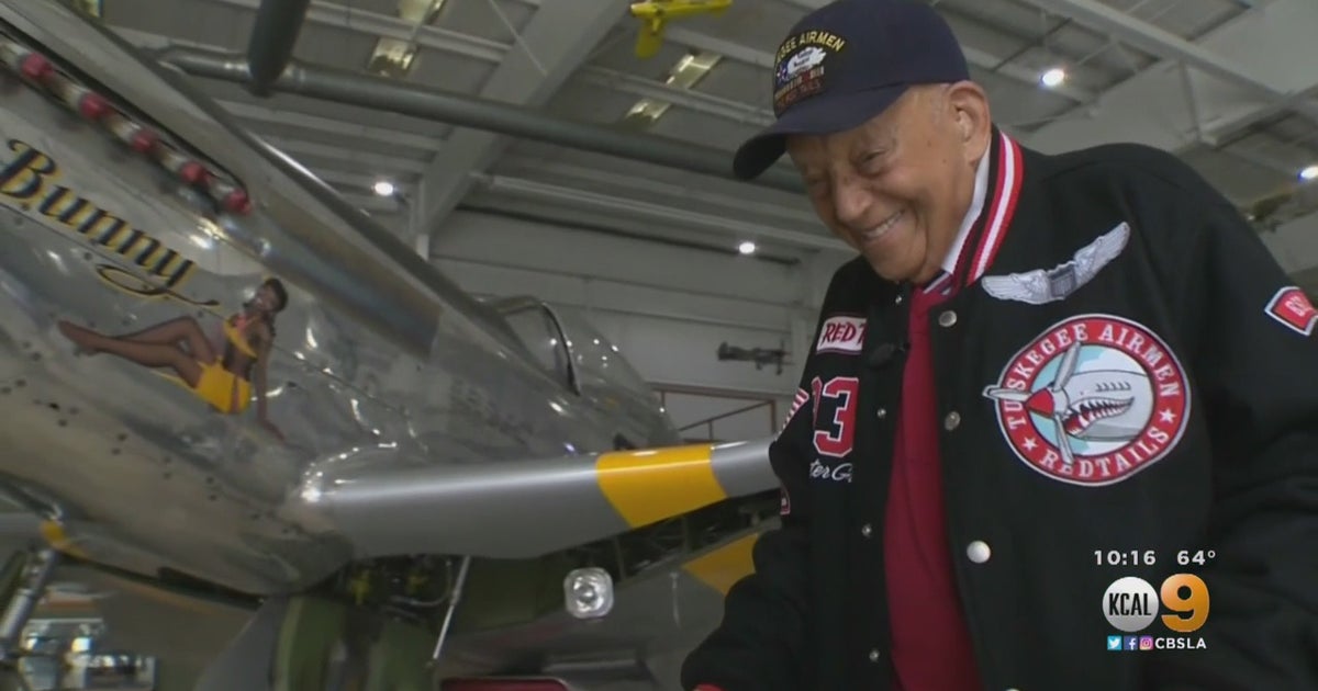 One Of The Last Surviving Tuskegee Airmen Dies Surrounded By Family ...