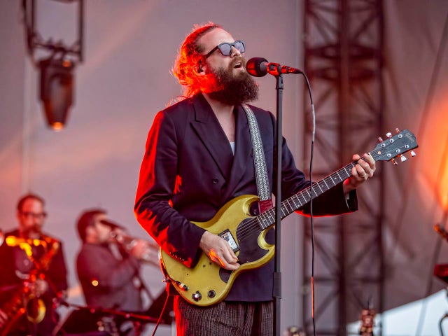 father-john-misty-huntington-bank-pavilion-june-15-2019-c2a3129.jpg 