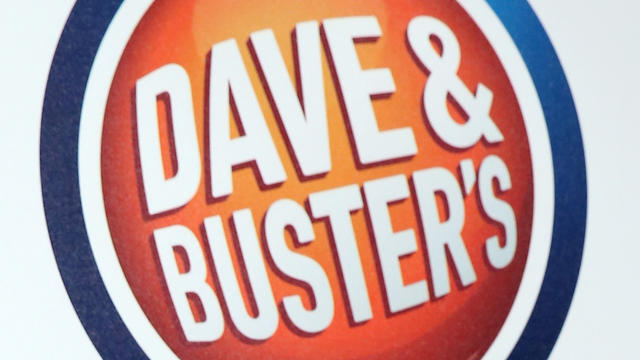 dave-and-busters-logo.jpg 