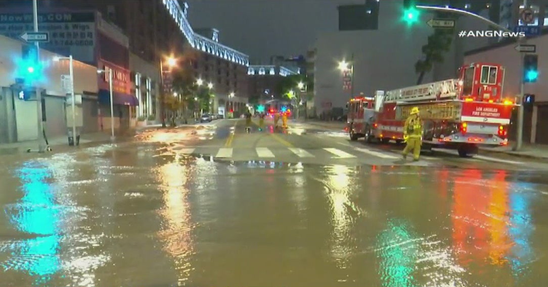 Water Main Break Floods Intersection Near Downtown LA's Fashion ...
