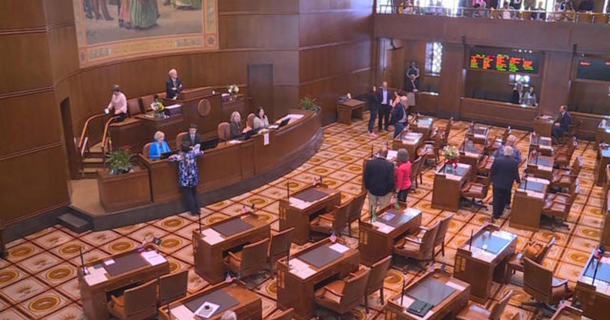 Oregon Senate Walkout: More Than 100 Oregon Bills In Jeopardy As GOP ...