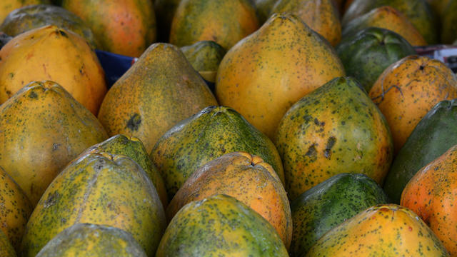 papayas.jpg 