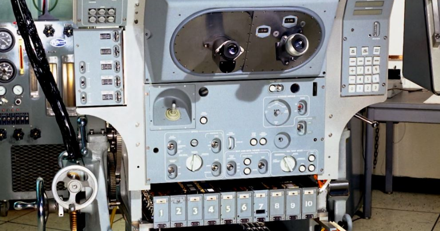 Apollo 11's 4th Crew Member: A Ground-Breaking, 70 Pound Computer - CBS ...