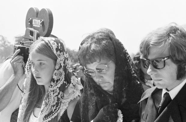 Mourners at Sharon Tate's Funeral