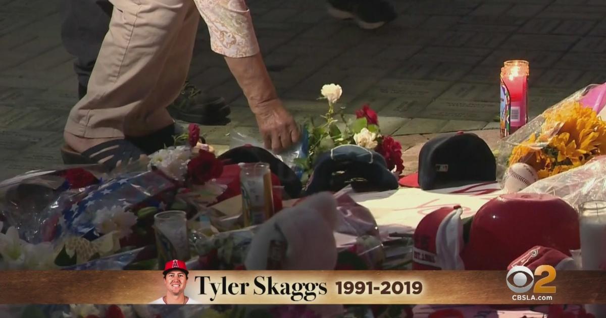 Fans gather outside Angel Stadium to mourn death of Tyler Skaggs