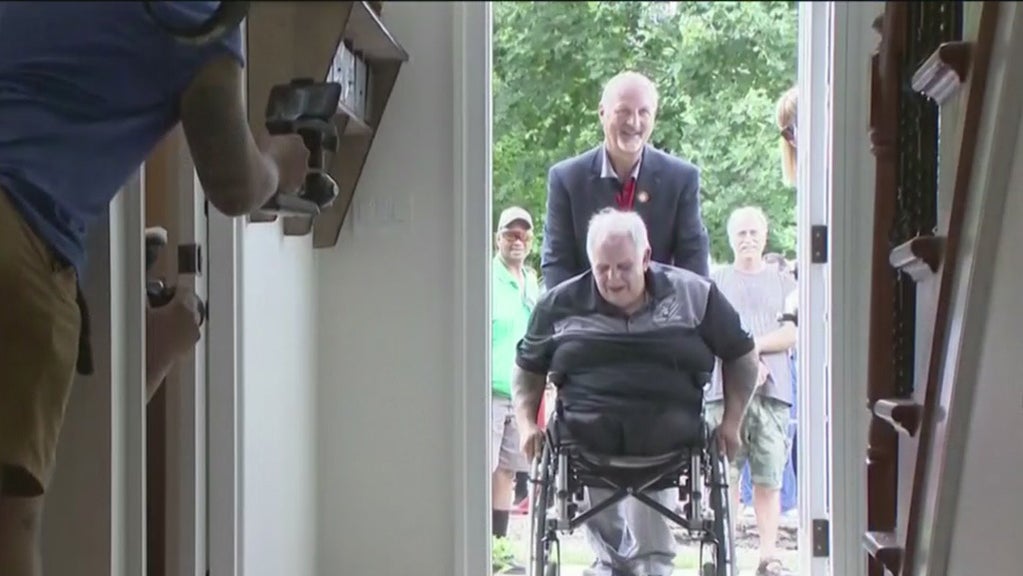 Disabled Vietnam Veteran Receives Brand New Home From Tunnel To Towers