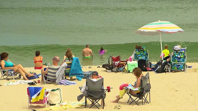 orleansbeach2.jpg 