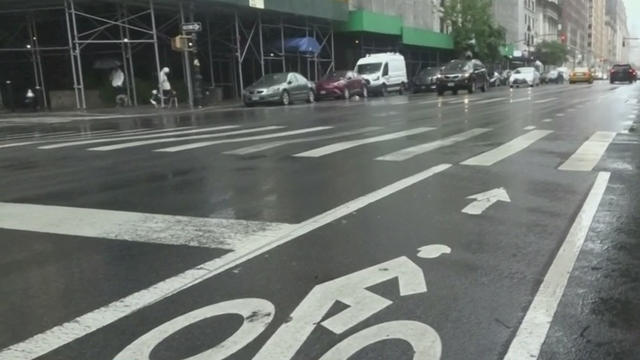 central-park-bike-lane.jpg 