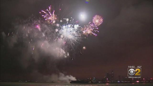 navy-pier-fireworks-2019.jpg 