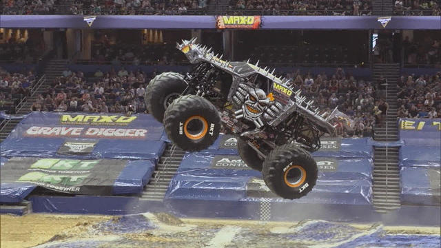0707-sunmo-monstertruck-1886889-640x360.jpg 