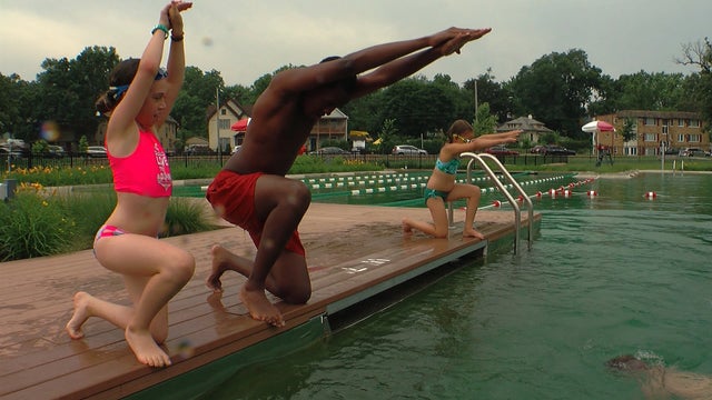 swim-lessons-minneapolis-parks-wise-program-webber-pool.jpg 