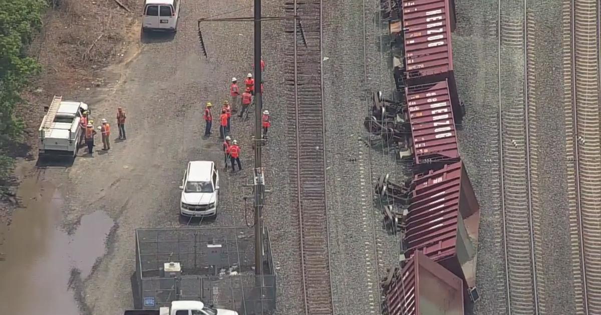 Cargo Train Derails In Odenton, Maryland - Cbs Baltimore