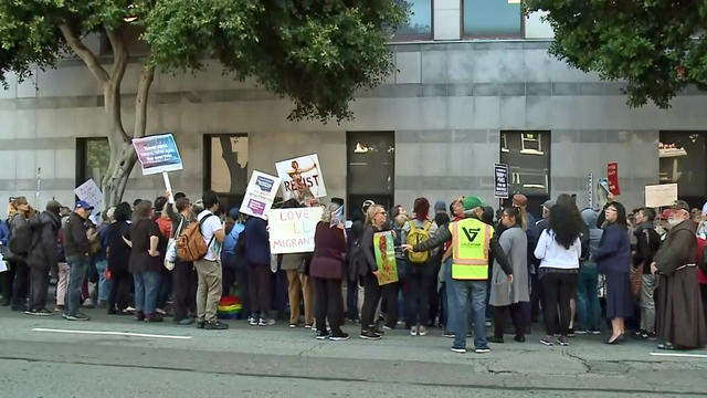 sf-ice-raid-protest.jpg 