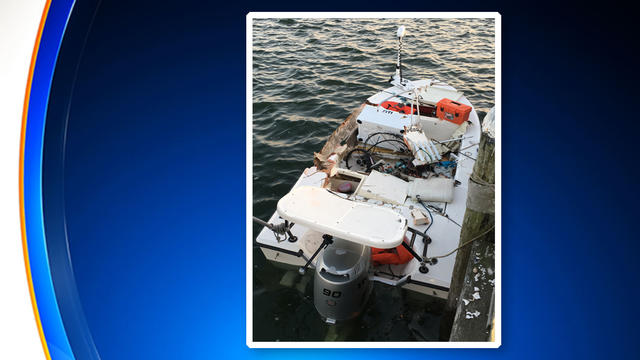 Boat Sinking Outside PNC Park After Being Found Abandoned In River - CBS  Pittsburgh