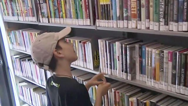 library.jpg 