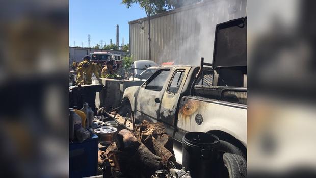Martinez Fire Damages 5 Vehicles 