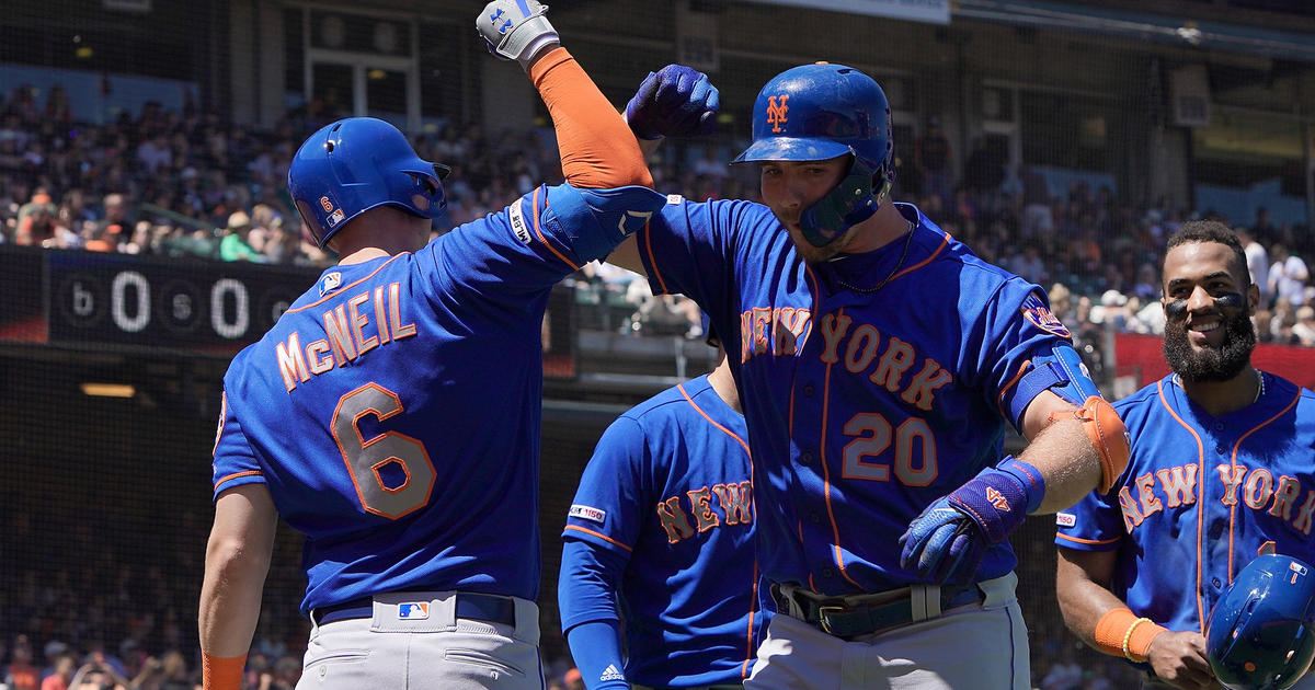 Mets End Power Outage Slug 4 Homers Against Giants In Rout Cbs New York