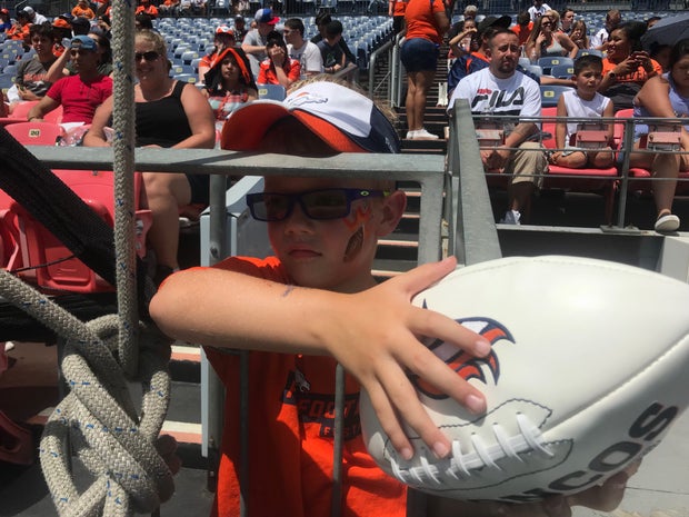 broncos training mile high 