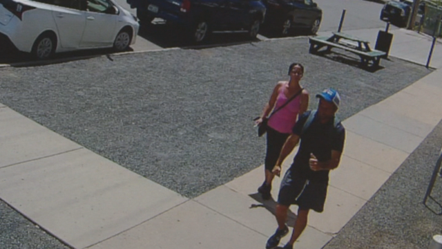 STOLEN DOG 5PKG.transfer_frame_1330 