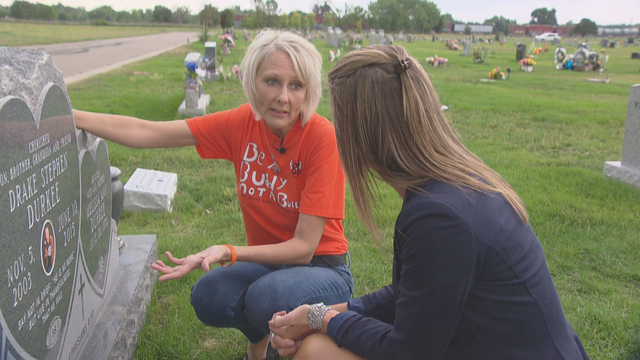 CEMETERY THEFT 10PKG.transfer_frame_279 