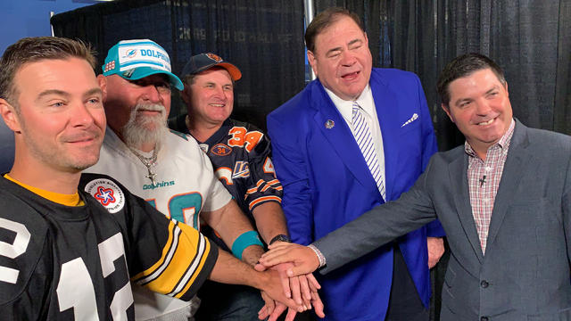 Miami Dolphins Super Fan 'Dolfan Maniac' Inducted Into Inaugural Ford 'Hall  Of Fans' - CBS Miami