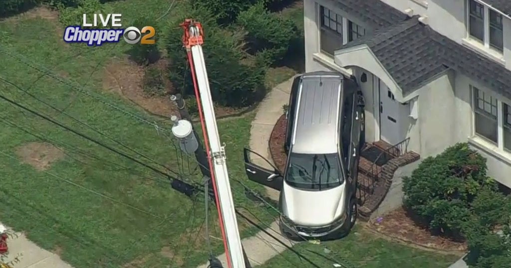 Van Crashes Into New Jersey House In Ridgefield Park CBS New York