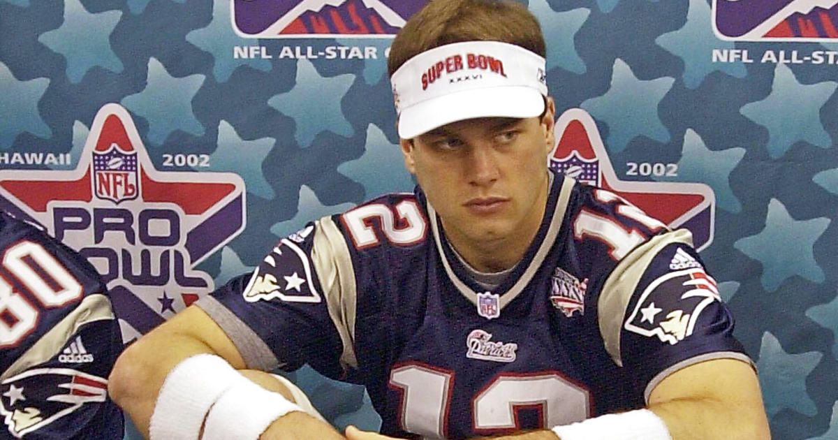 Tom Brady Reunited With Draft Card From 2000 NFL Draft - CBS Boston