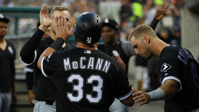 White_Sox_Tigers_GettyImages-1166517767-1.jpg 