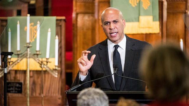 corybooker-replacement-1907297-640x360.jpg 