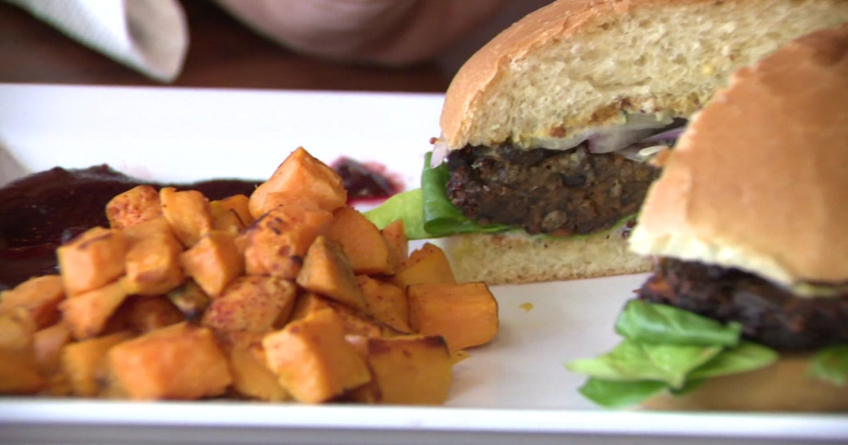 Taste Of The Town Delicious Raw Kitchen & Juice Bar Serves Up Health