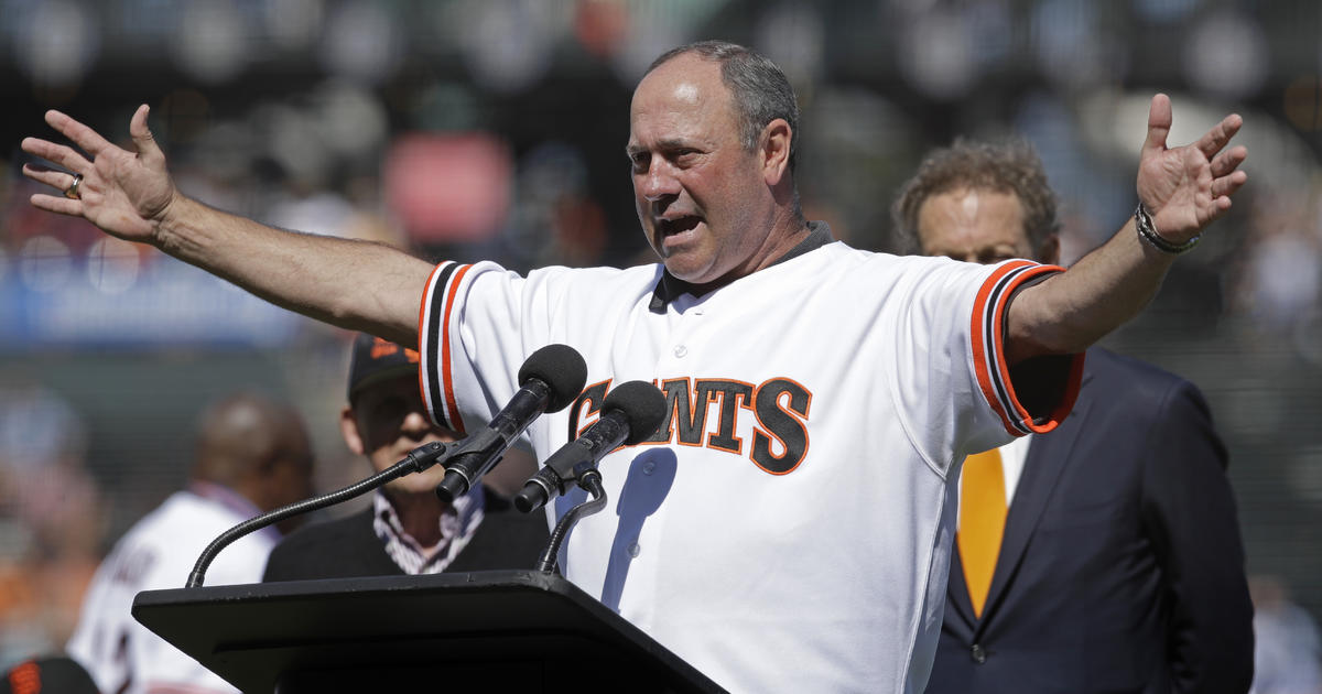 What a thrill: Giants surprise Will Clark and fans by saying they'll retire  his number