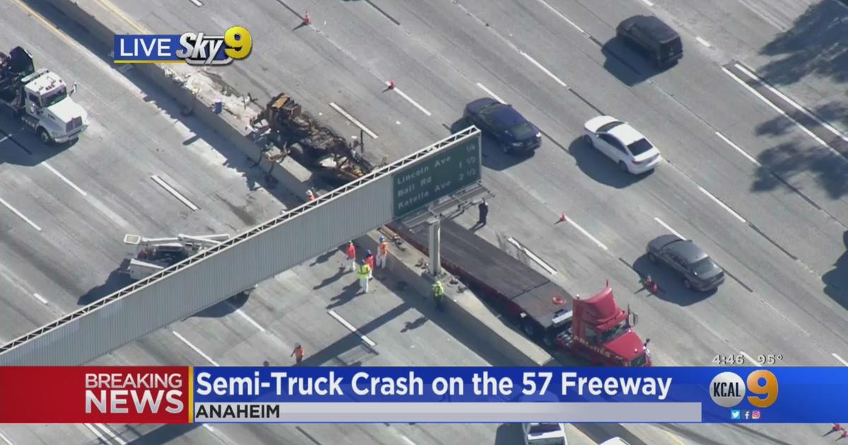 SemiTruck Crashes Into Median On 57 Freeway In Anaheim CBS Los Angeles