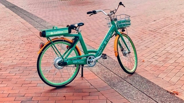 0815docklesslimebikes.jpg 