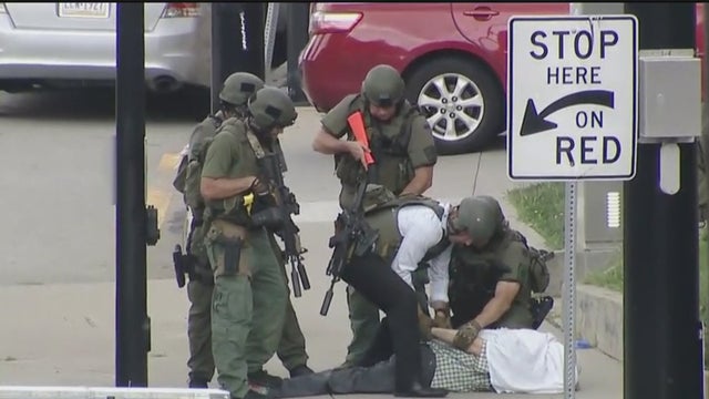 brookline-swat-situation-.jpg 