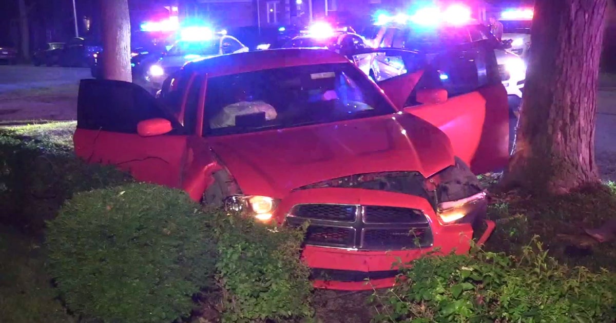 Police Chase Ends When Stolen Car Crashes In Riverdale CBS Chicago