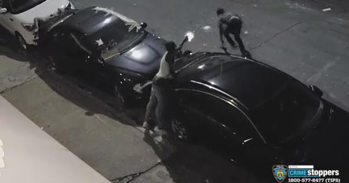 Caught On Camera: 2 Hurt When Gunman Opens Fire On Brooklyn Street ...