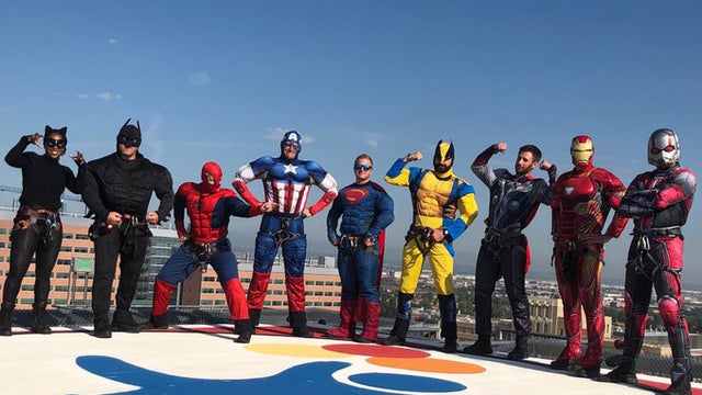 superheroes-rappel-childrens-hospital-via-aurora-pd-1.jpg 