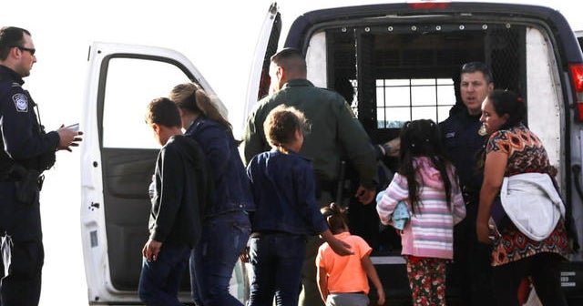 Trump administration extends detention of migrant families with ...