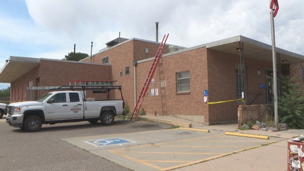 POST OFFICE CLOSED 5VO_frame_209 