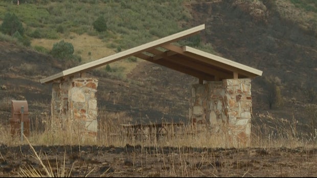 DEER CREEK CANYON PARK FOLO 10PKG_frame_1691 