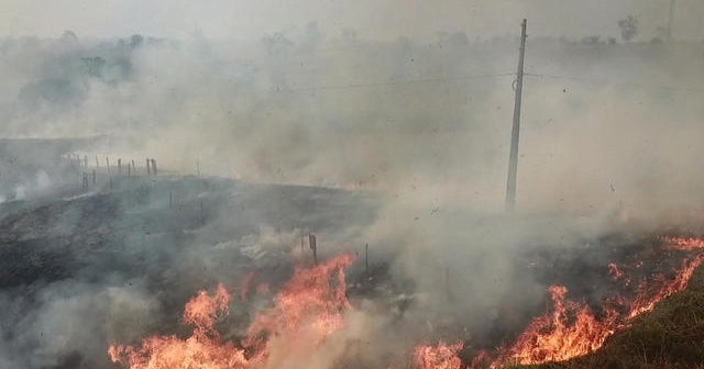 Thousands of new fires burning across the Amazon - CBS News