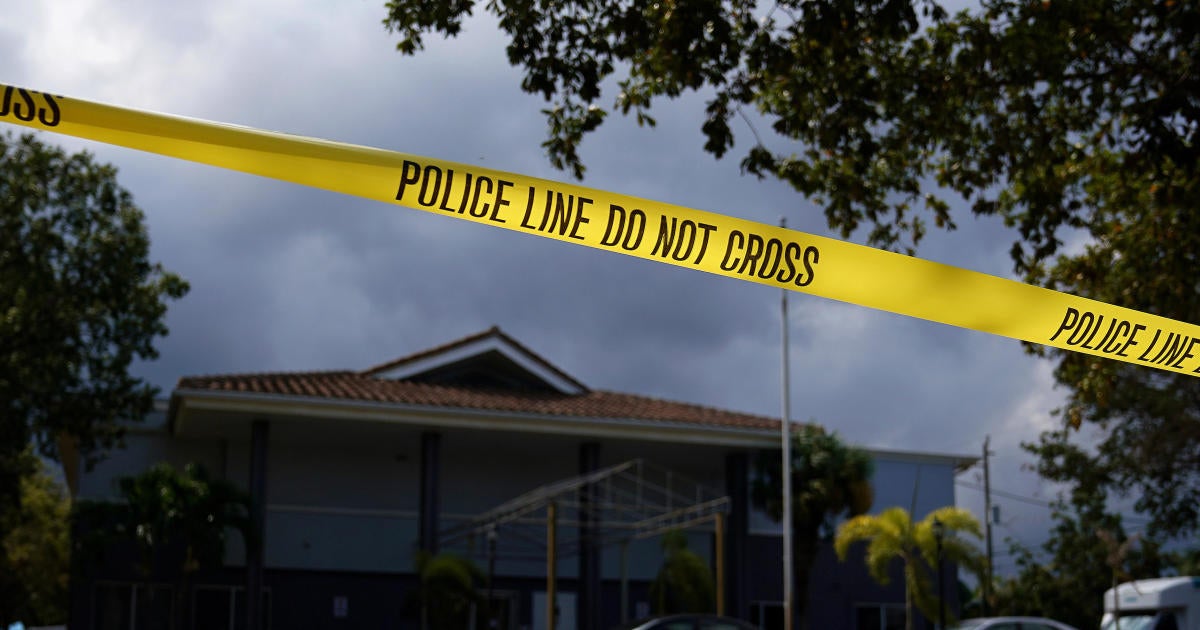 Florida nursing home deaths: Three people turn themselves in to face ...