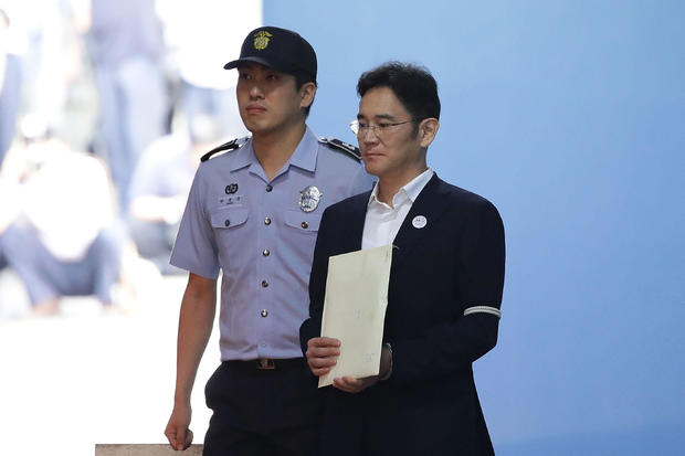Samsung Group Heir Lee Delivered Ruling Over Bribery Scandal Involving Former President Park 