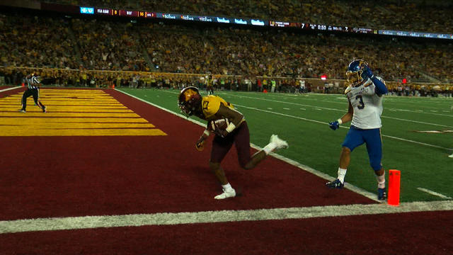 Former Gophers star Rashod Bateman catches first NFL touchdown